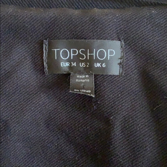 Stretchy black blazer in excellent condition - Picture 2 of 2